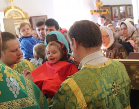 Праздник Вербного воскресенья и подготовка к пасхальному выступлению детской воскресной школы.